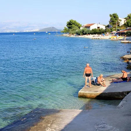 Arbanija 7543a Trogir